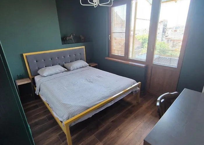 Wonderland For Rent Sofía