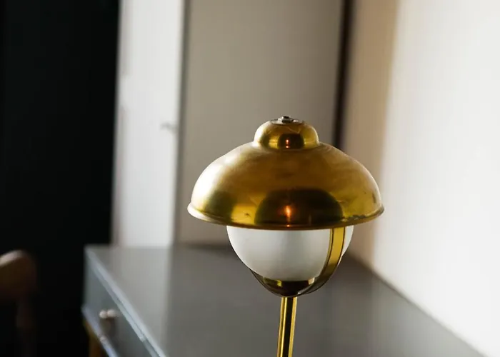 Wonderland For Rent *